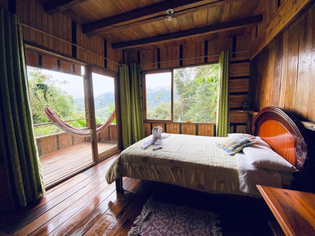Villa Eden Treehouse Mindo Exterior foto